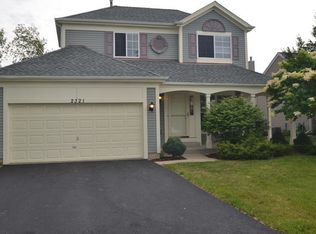2321 N Periwinkle Way, Round Lake Beach, IL