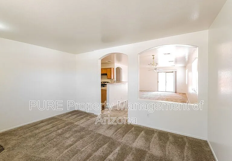 1816 S 106th Ln — Photo 63