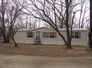 11731 Lake Dr, Miami, OK 74354