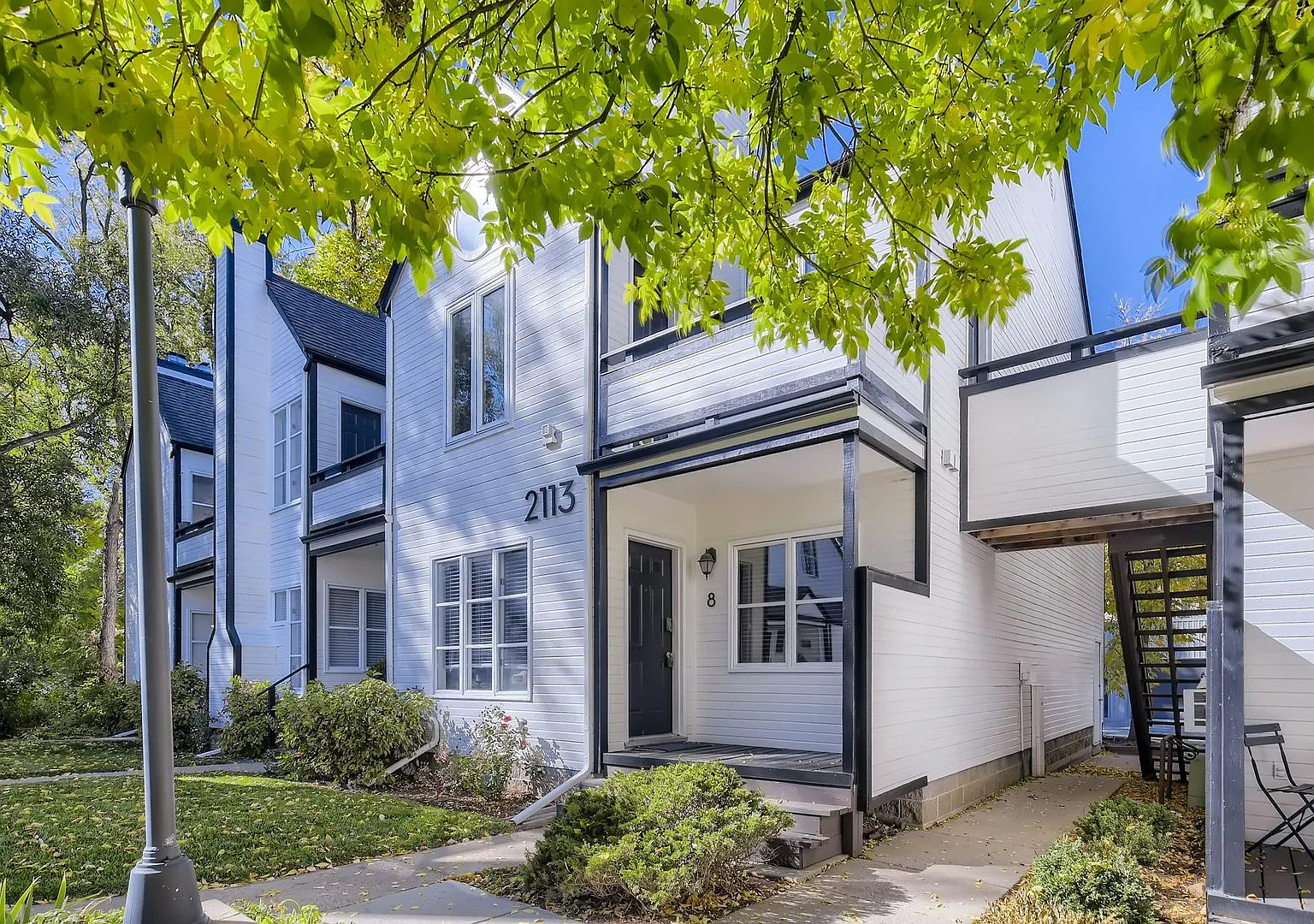 Downtown 2 BDR / 2BA - Walk to Everything — Photo 1