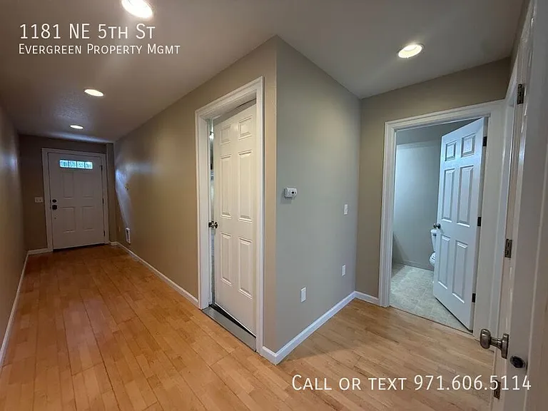 1181 NE 5th St — Photo 4
