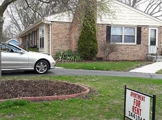 322 68th St, Kenosha, WI 53143