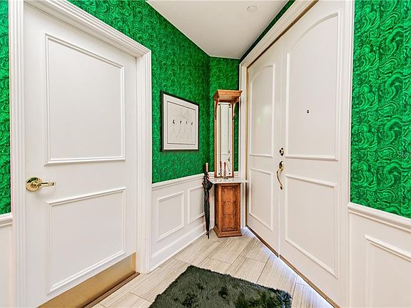 4th image of 3203 Bayshore Blvd Unit 801