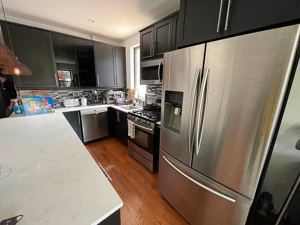 1st image of 30-50 35th St #2R