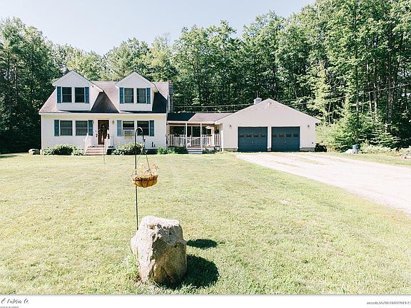 2nd image of 10 Margarets Ln