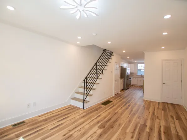 2411 S Percy St, Philadelphia, PA 19148