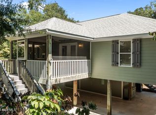 314 Parkin Dr, Emerald Isle, NC 28594