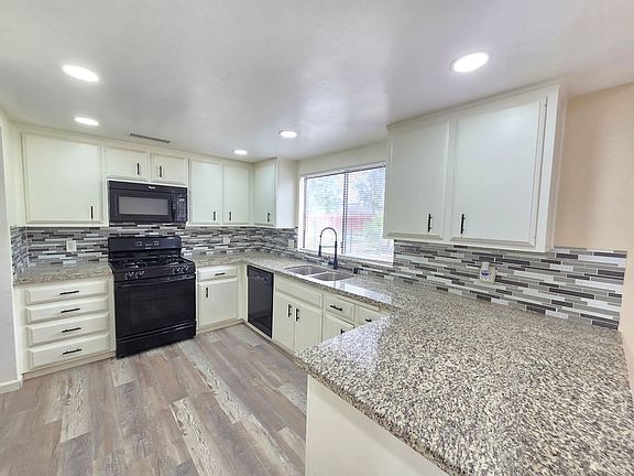 2nd image of 3604 Lordsburg Ct