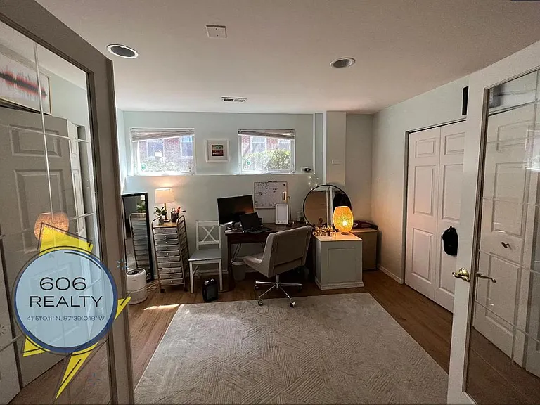 220 W Scott St #G — Photo 24
