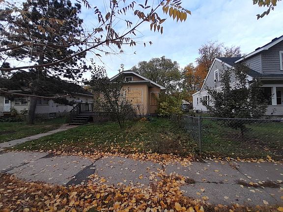 2nd image of 3235 Dupont Ave N