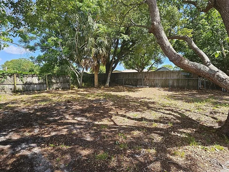 6412 Pawling Ave — Photo 20