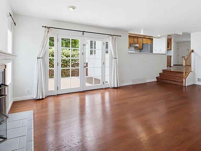 7134 Hybeth Dr — Photo 17