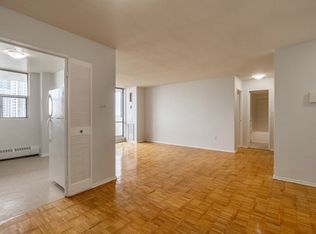 8 Lomond Dr #1204, Toronto, ON M8X2W3