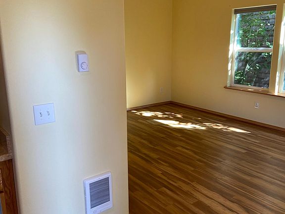 4th image of 3863 S Hemlock St #3863