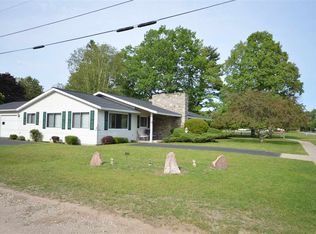 13601 Division, Charlevoix, MI 49720