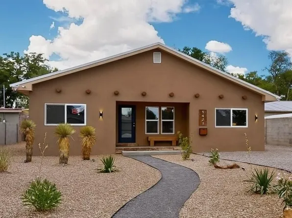 1423 Van Cleave Rd NW, Albuquerque, NM 87107