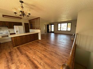 921 E 22nd Ave, Torrington, WY 82240