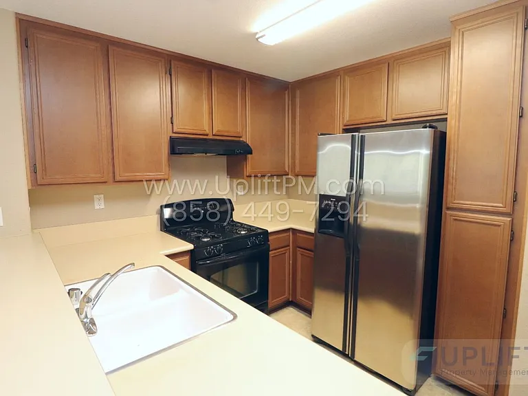 514 62nd St #15 — Photo 5