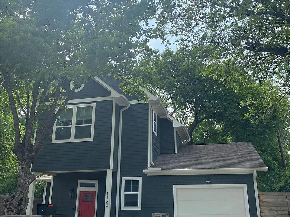 1122 Kirk Ave
