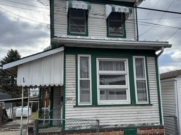 1115 Oak St, Kulpmont, PA 17834