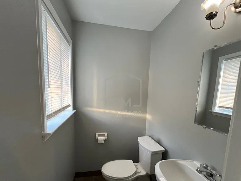 4325 Merlcrest Cv — Photo 10