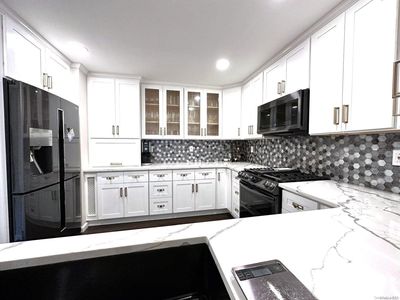 1485 William Street #8, Merrick, NY, 11566