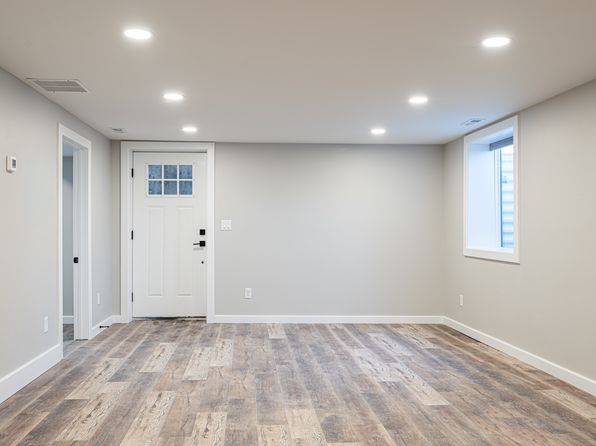 3250 S Midway Ave #2