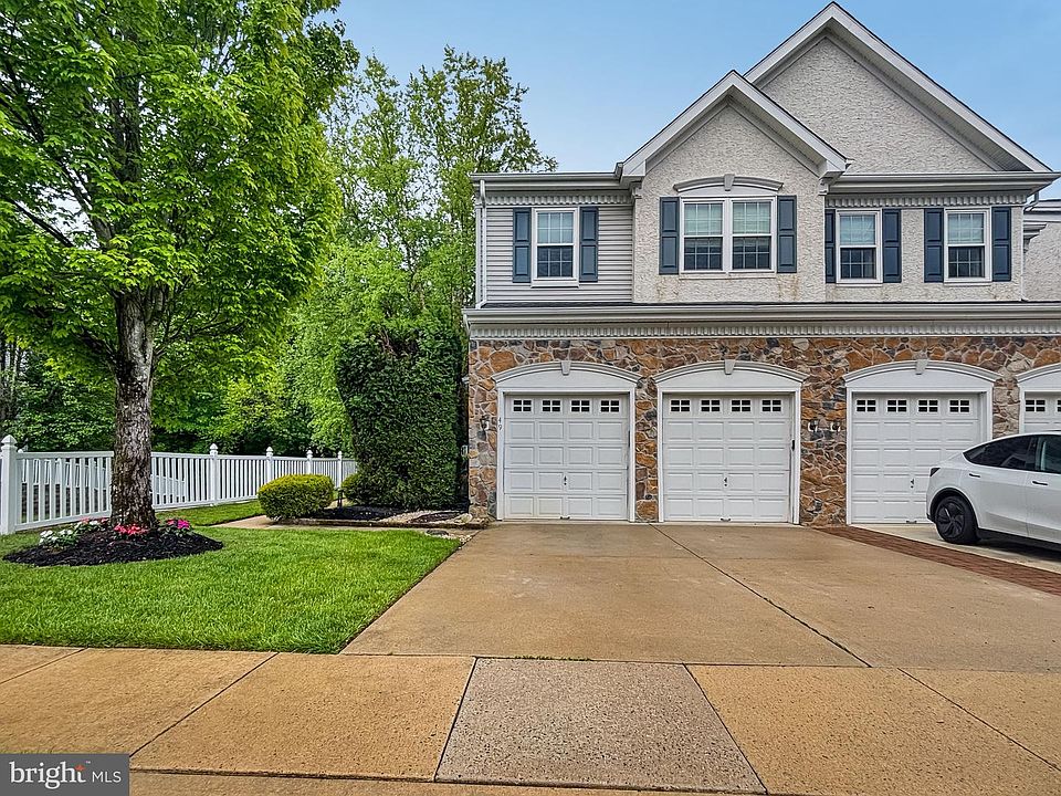1st image of 49 Ross Way