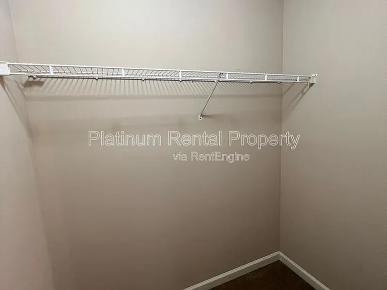7115 Red Fox Ln — Photo 31