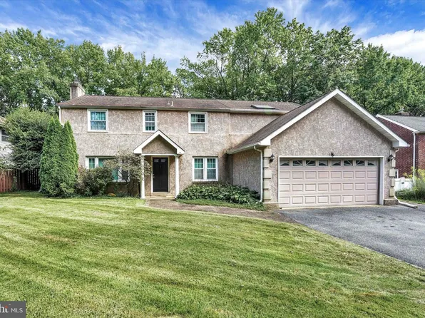 506 River Rd, Wilmington, DE 19809