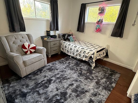 5th image of 1370 Avenue B