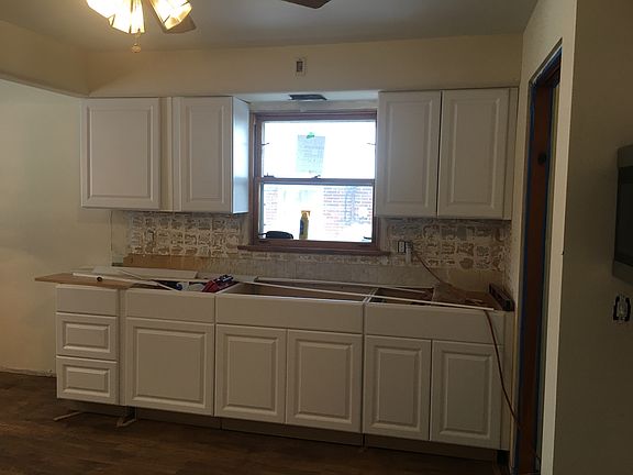 4th image of 1213 W 26th St