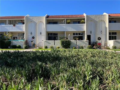 207 Valley Dr, Hermosa Beach, CA, 90254