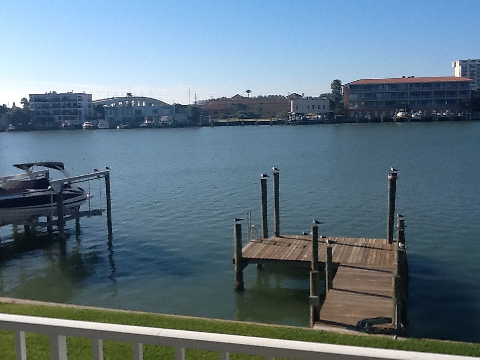 1st image of 227 Bayside Dr
