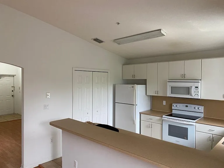 22901 SW 88th Pl #202 — Photo 4