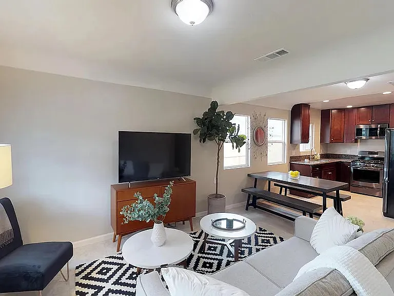 3551 Nile St — Photo 5