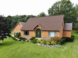 8000 Colleen Dr, Cadillac, MI 49601