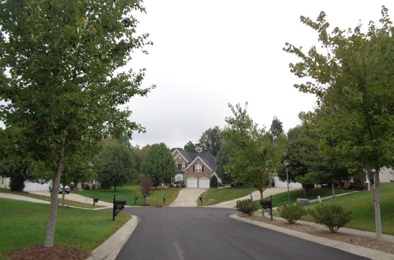 2nd image of 7801 Pinecroft Ct