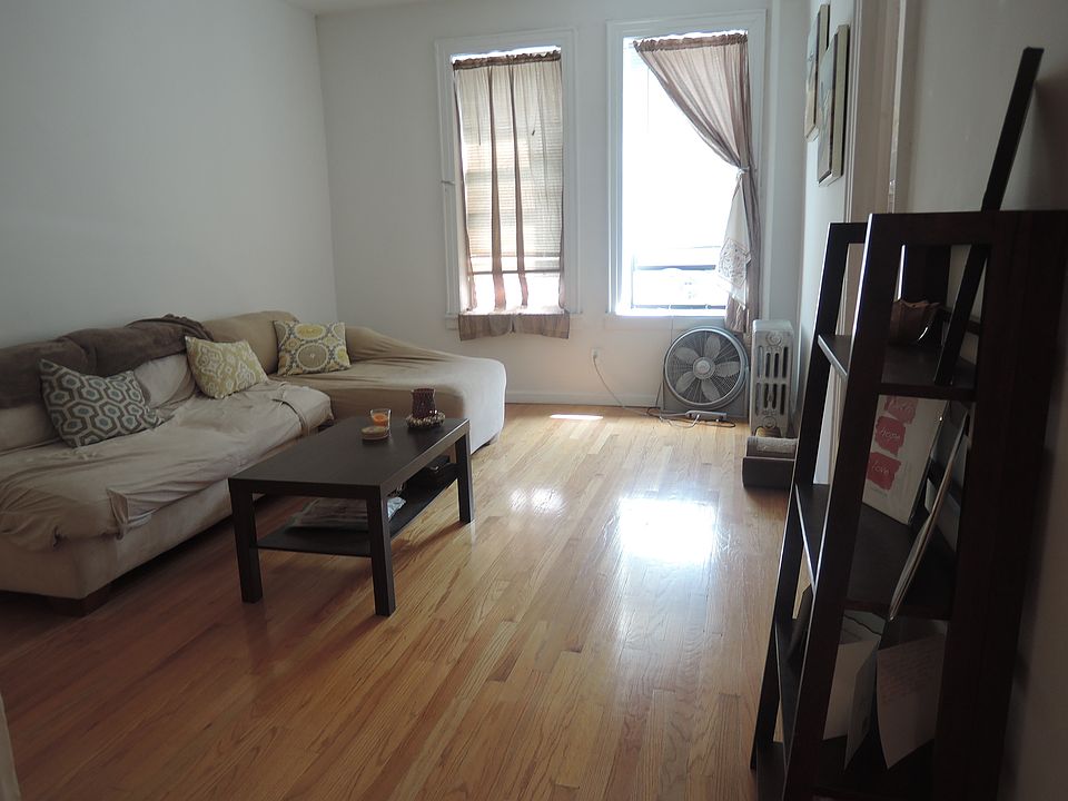 1st image of 2609 30th St