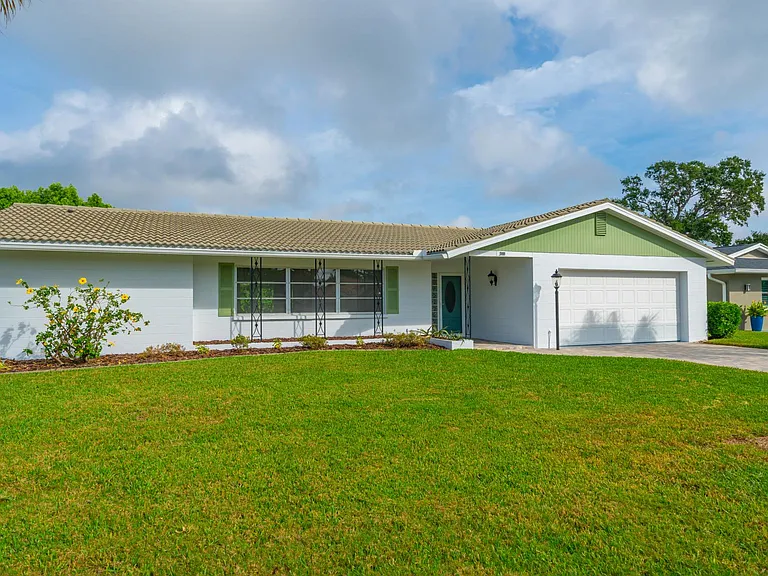 3111 Post Rd — Photo 38