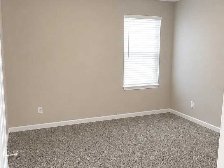2402 Riley Dr — Photo 8