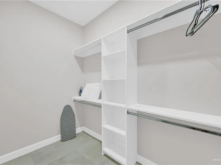1700 Toronto Ave — Photo 15