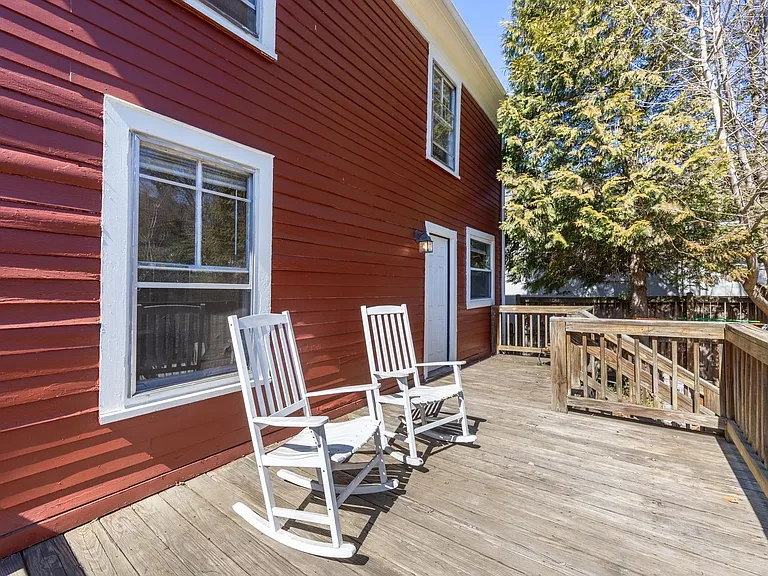 310 7th St SW — Photo 24