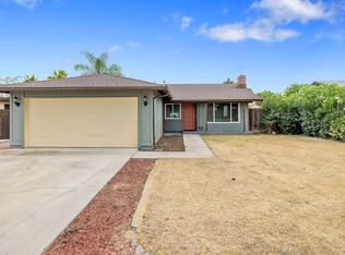 534 W Swift Ave, Clovis, CA 93612