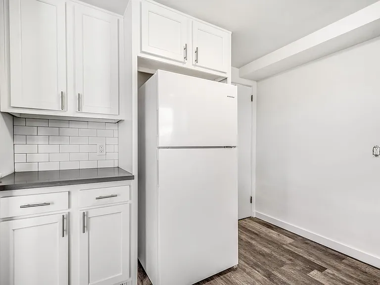 2124 Fairland St — Photo 5