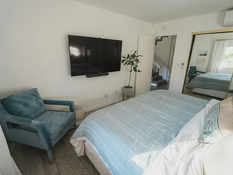 1031 Miramonte Dr #2 — Photo 29
