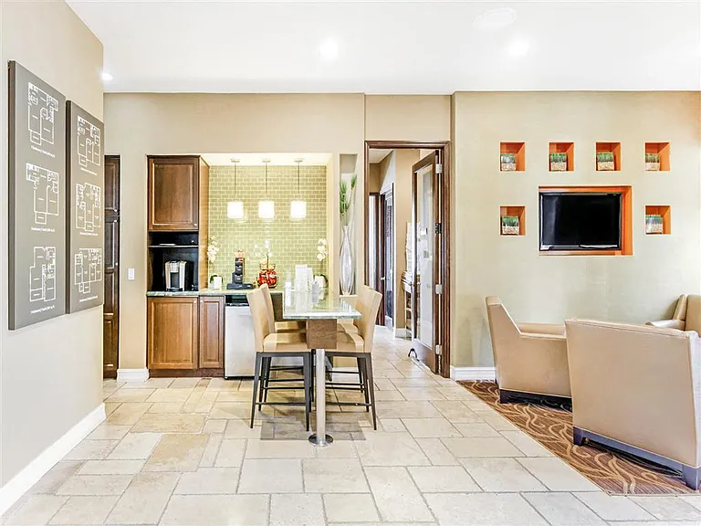 Miramar Lakes — Photo 16