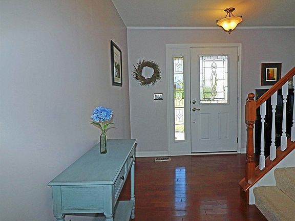 4th image of 1598 Adena Pointe Dr