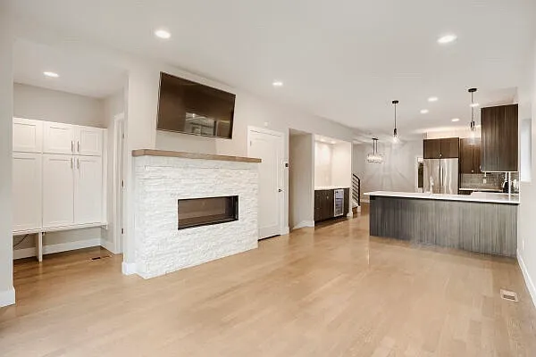 2435 S High St — Photo 3