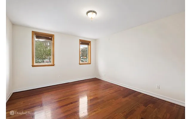 Sold by Douglas Elliman | media 10